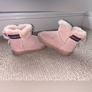 Toddler girl faux fur boots size 9